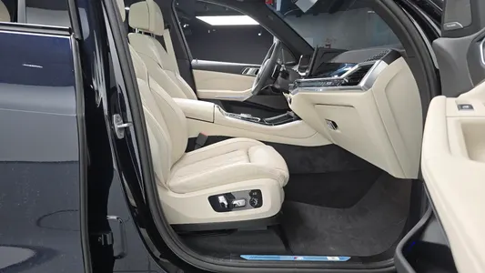BMW X5 (G05) xDrive 40i M 2025 26