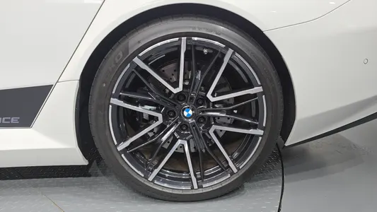 BMW M5 (G90) M5 2025 21