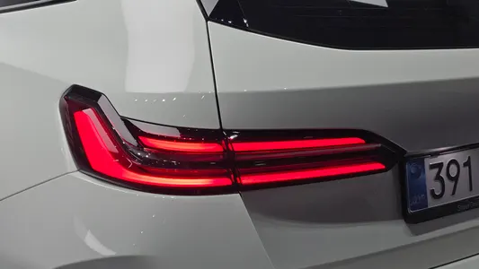 BMW M5 (G90) M5 2025 23