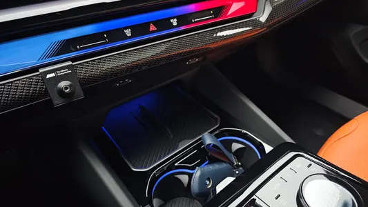 BMW M5 (G90) M5 2025 27