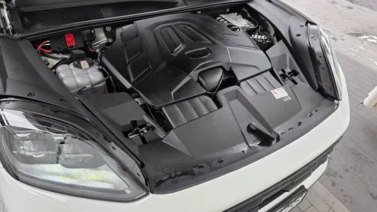 Porsche (PO536) 3.0 2024 6