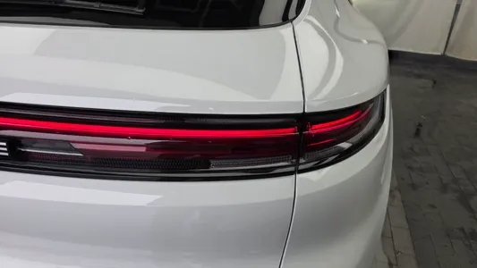 Porsche (PO536) 3.0 2024 23
