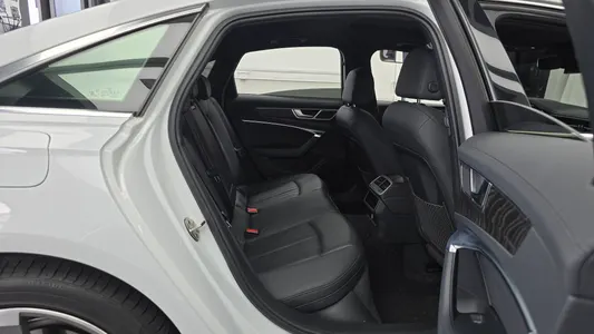 Audi A6 (C8) 40 TDI 2020 11