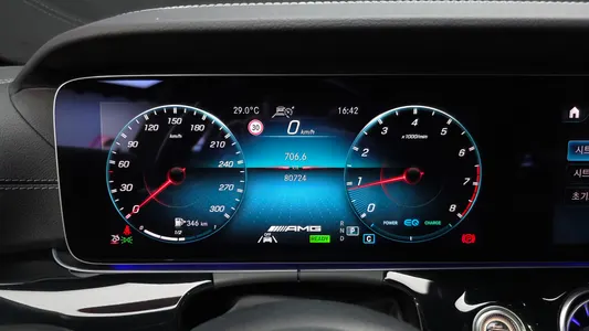 Mercedes-Benz AMG GT 4 43 4MATIC+ 2021 8