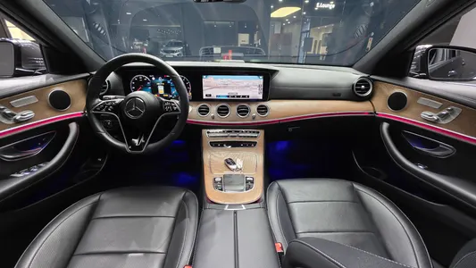 Mercedes-Benz E-Class W213 E250 2022 7