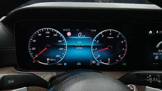 Mercedes-Benz E-Class W213 E250 2022 8
