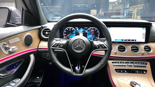 Mercedes-Benz E-Class W213 E250 2022 13