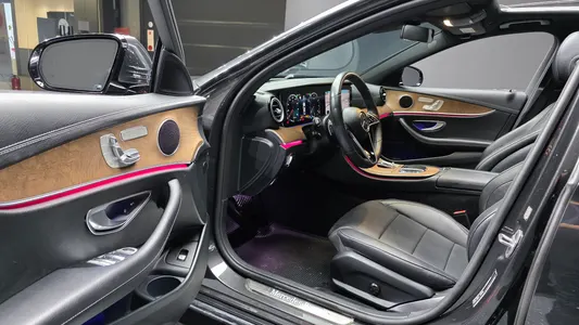 Mercedes-Benz E-Class W213 E250 2022 10