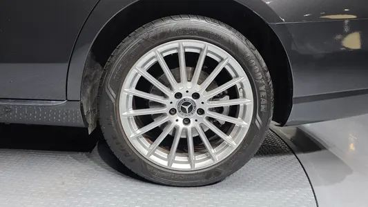 Mercedes-Benz E-Class W213 E250 2022 21