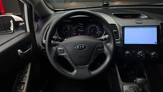 Kia K3 2015 17