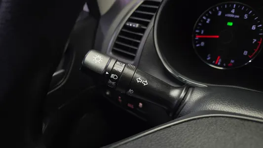 Kia K3 2015 21