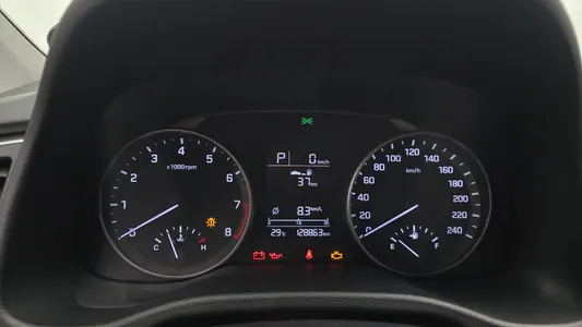 Hyundai AD 1.6 GDI 2015 8
