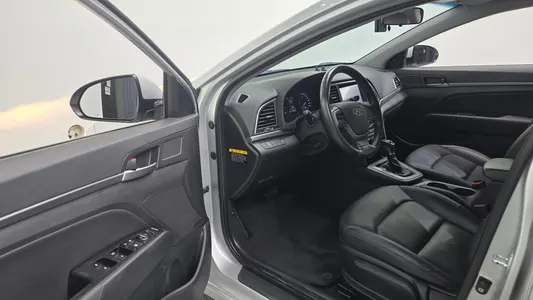 Hyundai AD 1.6 GDI 2015 11