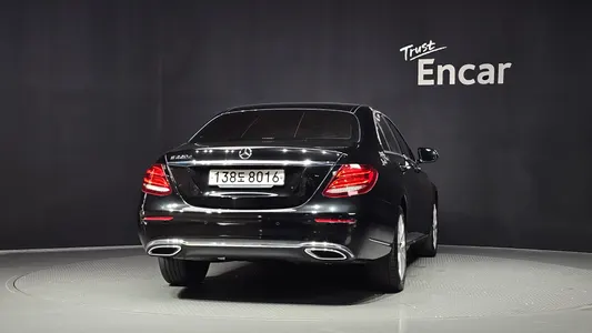 Mercedes-Benz E-Class W213 E220d 2019 4