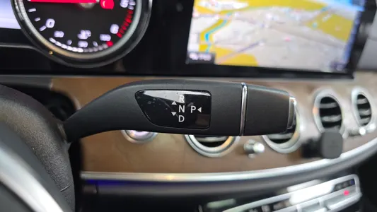 Mercedes-Benz E-Class W213 E220d 2019 9