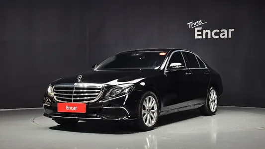 Mercedes-Benz E-Class W213 E220d 2019