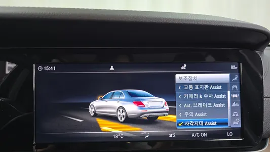 Mercedes-Benz E-Class W213 E220d 2019 15