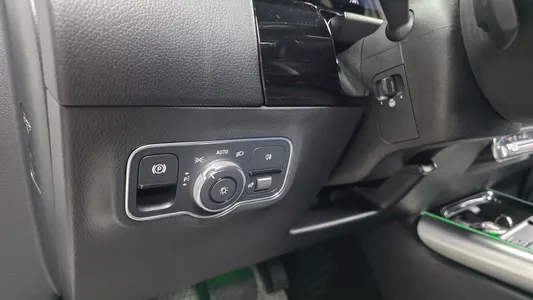 Mercedes-Benz GLA-Class H247 GLA220 2021 18