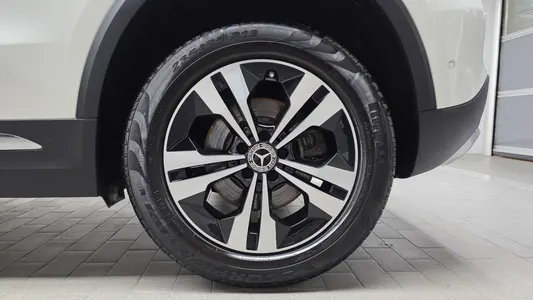 Mercedes-Benz GLA-Class H247 GLA220 2021 21