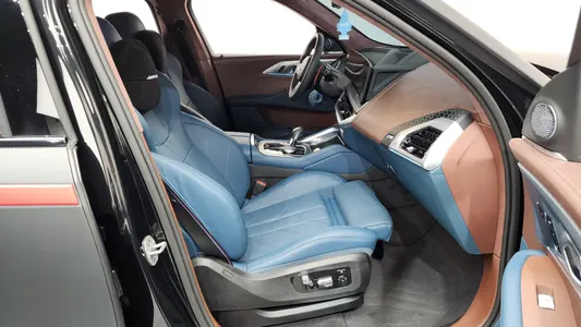 BMW XM (G09) 4.4 2025 26