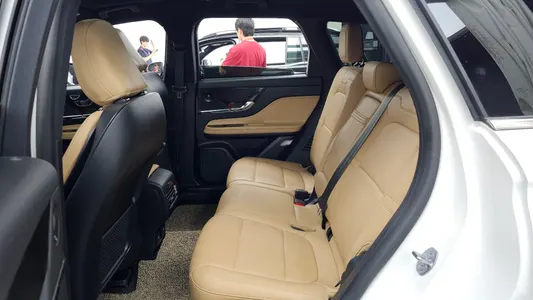 Lincoln 코세어 2.0 AWD 2021 26