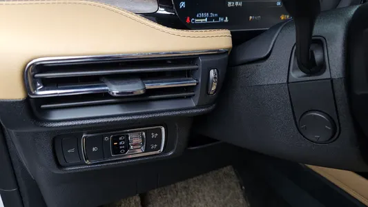 Lincoln 코세어 2.0 AWD 2021 30