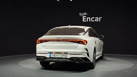 Kia K5 3 2.0 LPI() 2022 4