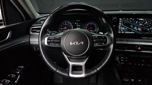 Kia K5 3 2.0 LPI() 2022 13