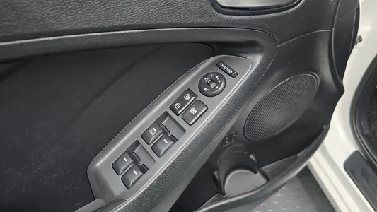 Kia K3 2016 15