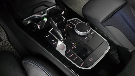 BMW 1 Series (F40) 120i M 2023 9