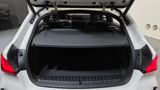 BMW 1 Series (F40) 120i M 2023 28