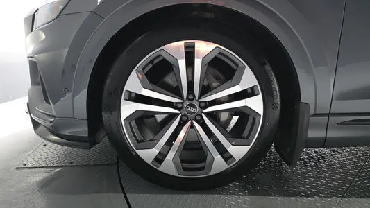 Audi Q8 (4M) 55 TFSI 2023 5