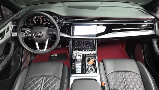 Audi Q8 (4M) 55 TFSI 2023 7