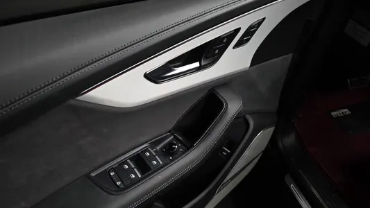 Audi Q8 (4M) 55 TFSI 2023 29
