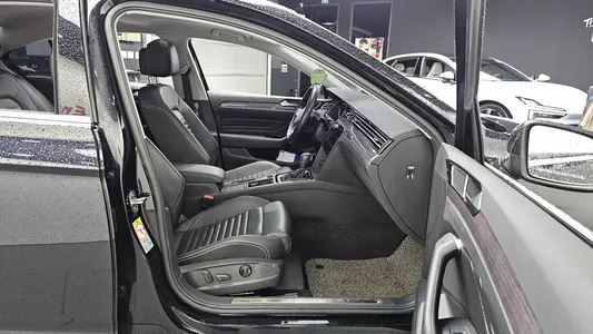 Volkswagen GT(B8) 2.0 TDI 4 2021 11