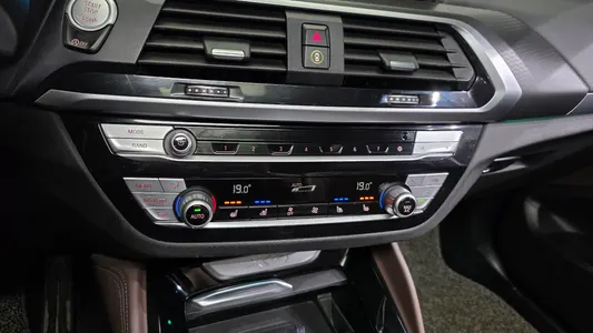 BMW X4 (G02) xDrive20i M X 2021 17