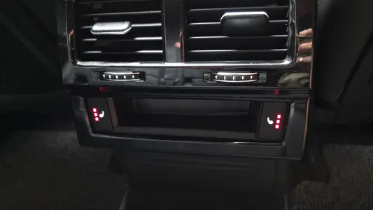Volkswagen 3 3.0 TDI 2023 19
