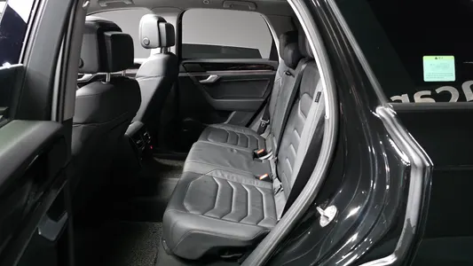Volkswagen 3 3.0 TDI 2023 26