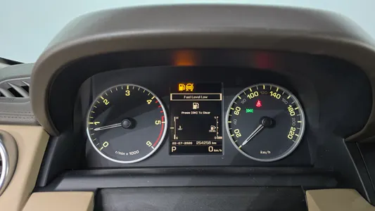 Land Rover 4 3.0 SDV6 SE 2015 8