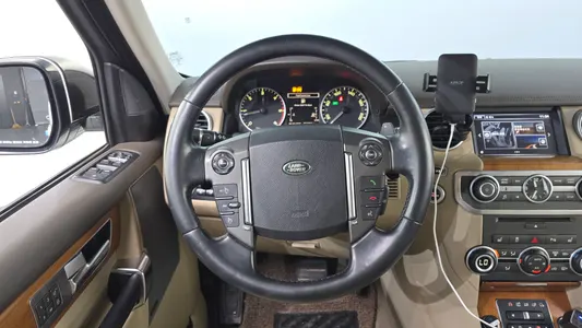 Land Rover 4 3.0 SDV6 SE 2015 14