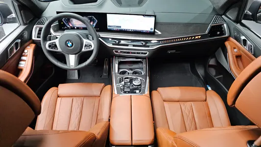 BMW X7 (G07) xDrive 40i M 7 2025 7