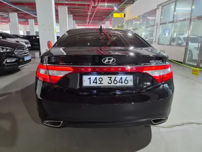 Hyundai Grandeur HG HG240 2013 4