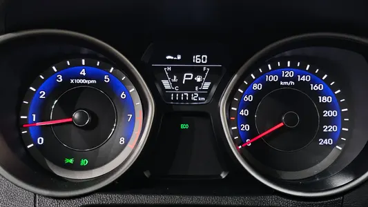 Hyundai 아반떼 1.6 GDi 2014 8