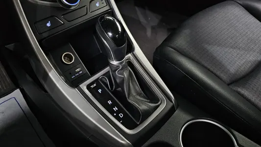 Hyundai 아반떼 1.6 GDi 2014 9