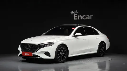 Mercedes-Benz E-Class W214 E200 2025