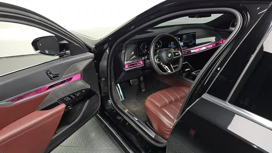 BMW 7 Series (G70) 740i sDrive M 2022 10