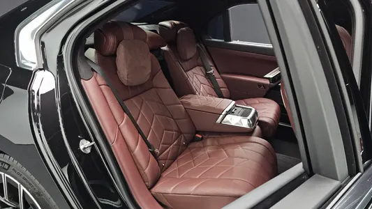 BMW 7 Series (G70) 740i sDrive M 2022 26