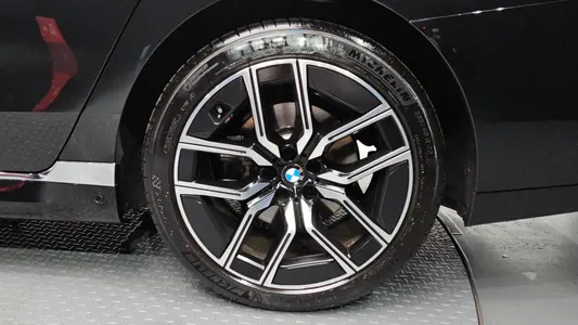 BMW 7 Series (G70) 740i sDrive M 2022 21