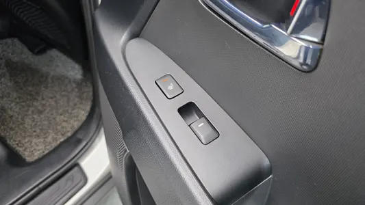 Kia R 4WD TLX 2010 19