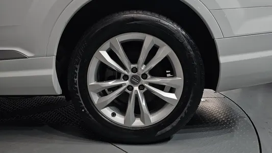 Audi Q7 (4M) 45 TFSI 2019 21